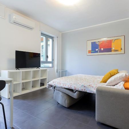 20Mins From Duomo - Renovated Apt Near City Center Milão Exterior foto